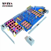 Jogo de trampolim de crianças pulando